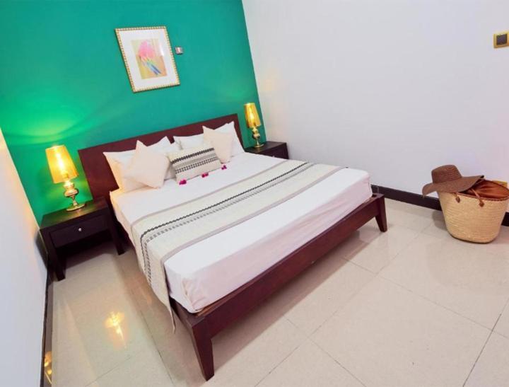 Pereybere Apartment With Breakfast And Private Balcony Pereybere Beach Buitenkant foto