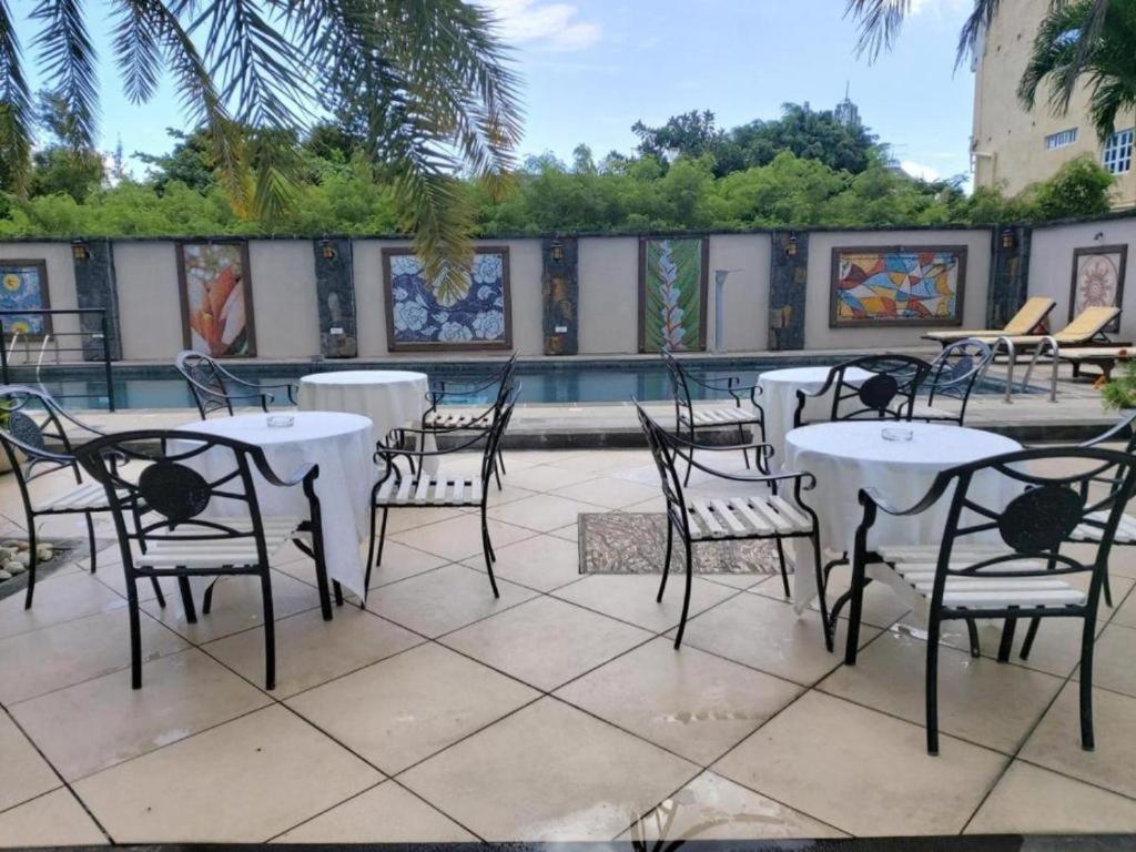 Pereybere Apartment With Breakfast And Private Balcony Pereybere Beach Buitenkant foto