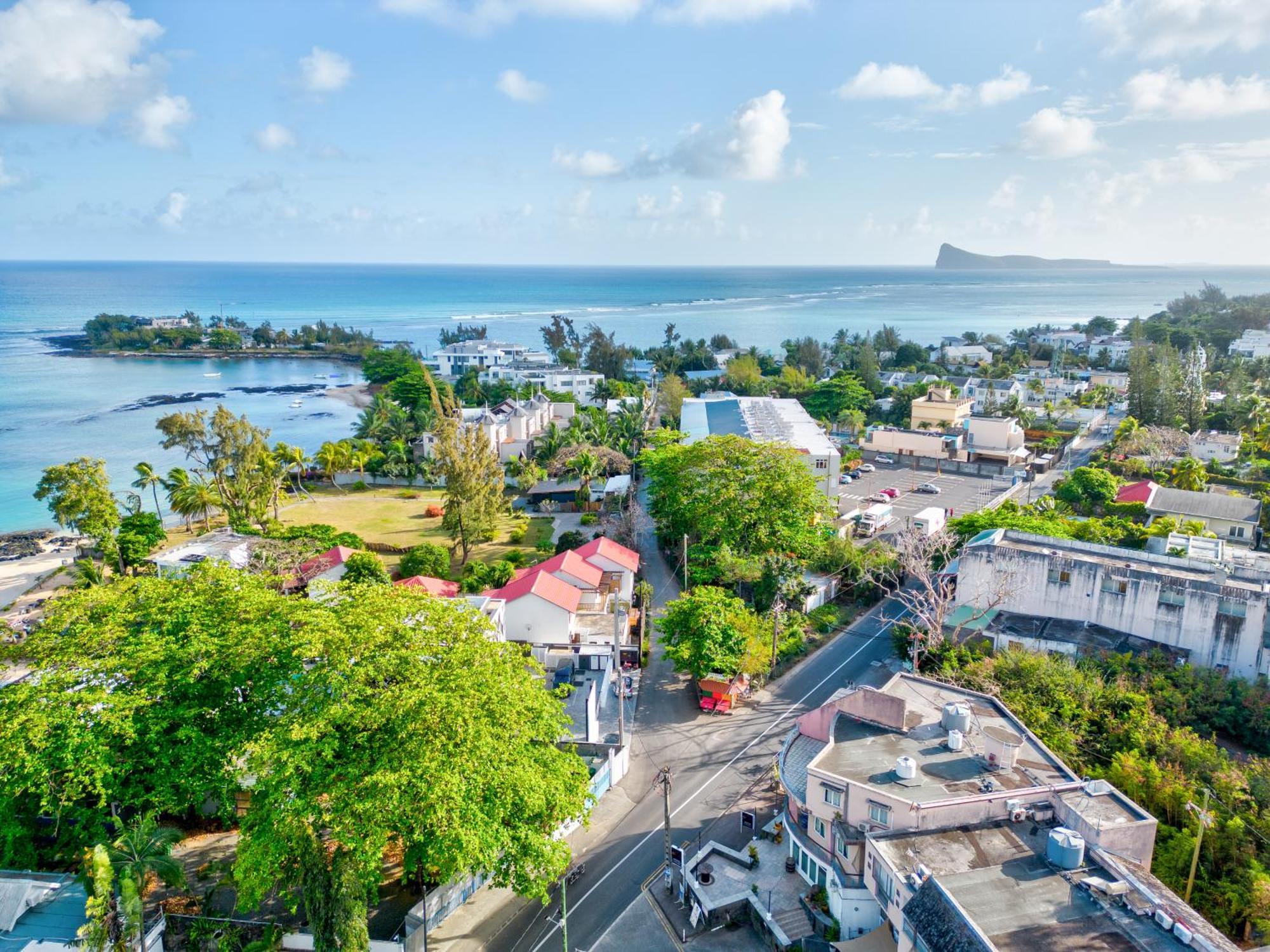 Pereybere Apartment With Breakfast And Private Balcony Pereybere Beach Buitenkant foto