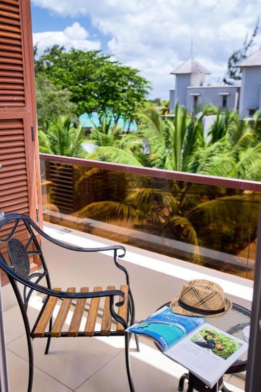 Pereybere Apartment With Breakfast And Private Balcony Pereybere Beach Buitenkant foto